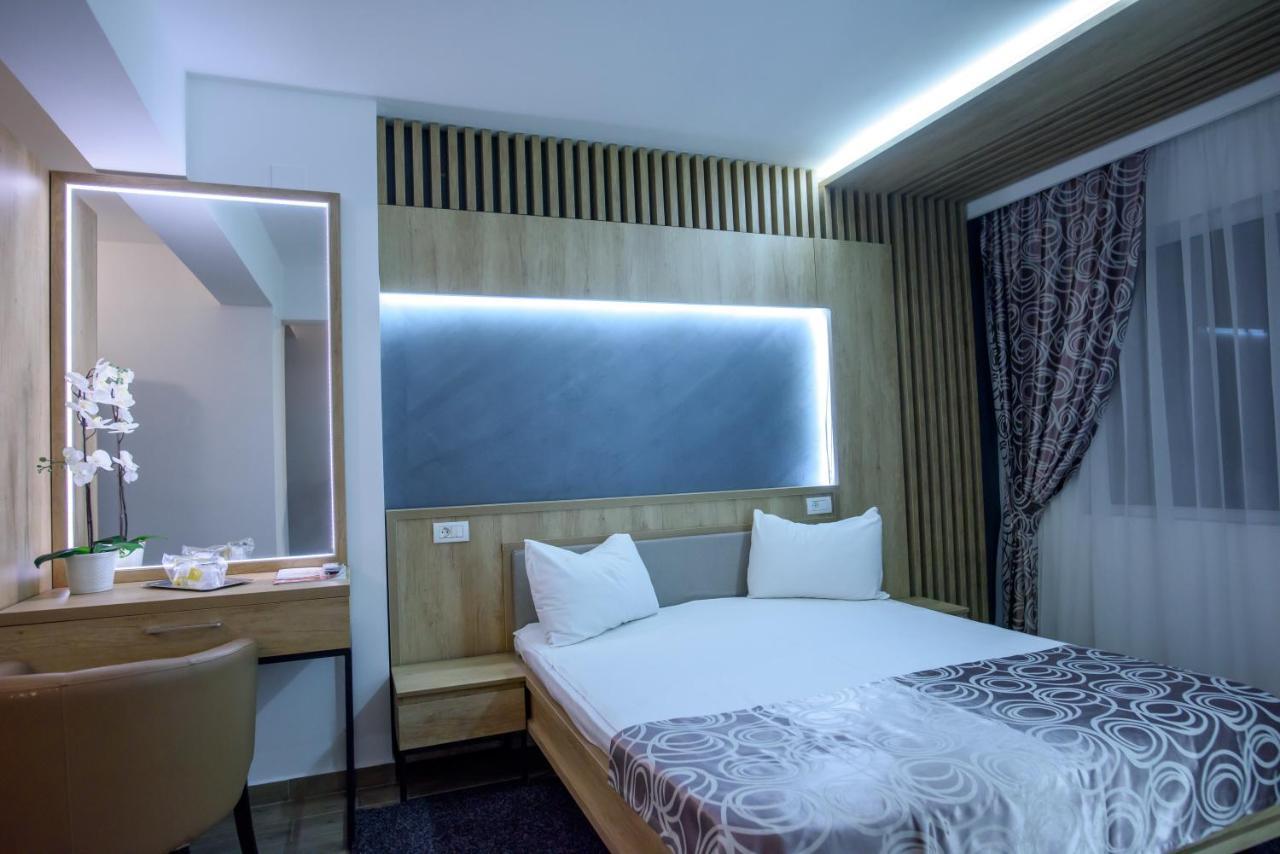Hotel Tomis Mamaia Ngoại thất bức ảnh