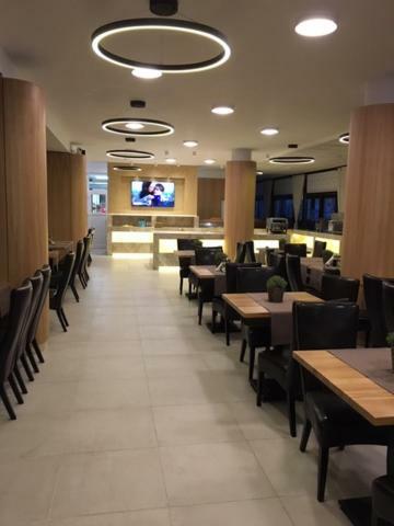Hotel Tomis Mamaia Ngoại thất bức ảnh